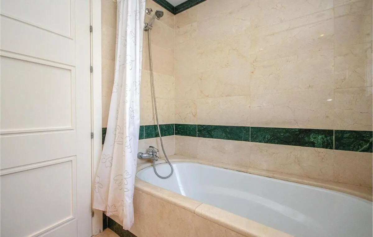 Golf And Beach Marbella Apartment 0*,